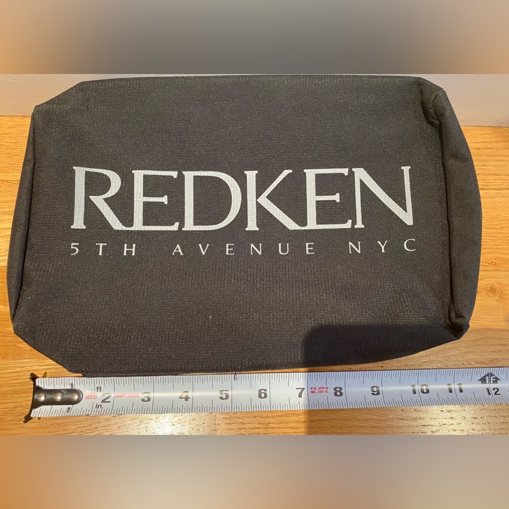 New Redken top mesh- zip nylon bag